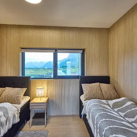 Holiday home Ny! Luksusbolig Naer Henningsvaer ! *